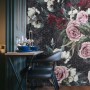 Bunte Blumen mit dunklem geometrischem Muster Fototapete